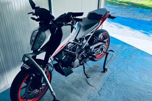 KTM Duke 125 come nuovo