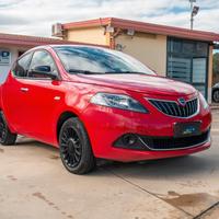 Lancia Ypsilon 1.0 FireFly 5 porte S&S Hybrid Silv