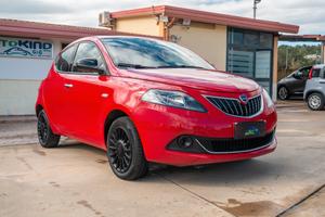 Lancia Ypsilon 1.0 FireFly 5 porte S&S Hybrid Silv