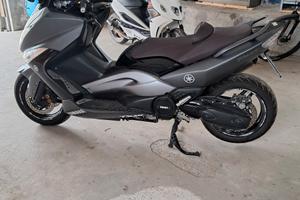 Yamaha t max 500