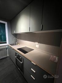 Cucina moderna completa