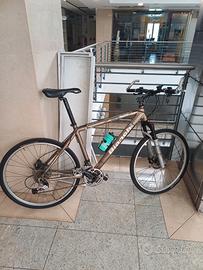 Splendida mountain bike Bianchi