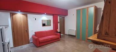 Valmontone accogliente monolocale ben arredato spe
