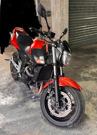 Suzuki GSR 600