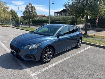Ford focus ST LINE 2021 155 cavalli ecobost