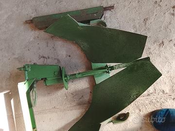aratro trattore 