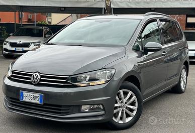 Volkswagen Touran 1.6 TDI 115 CV SCR DSG Executive