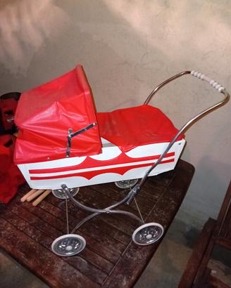 carrozzina giocattolo 