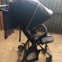 Passeggino leggero con sacco 