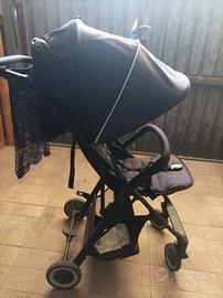 Passeggino leggero con sacco 