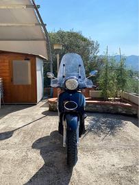 Scooter Aprilia Scarabeo