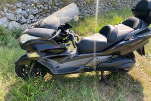 Silver Wing 400 incidentato