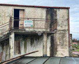 CASA INDIPENDENTE A SAN LUCIDO