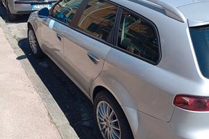 Alfa Romeo 159