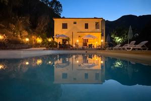 Casa vacanze con vista mare e montagna