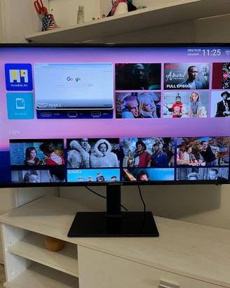 Smart TV 43 pollici, come nuova, con telecomando