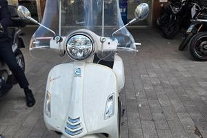 Piaggio Vespa 300 GTS abs 2019 EUROSCOOTER valuto 