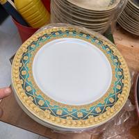 Set piatti di porcellana mai usati