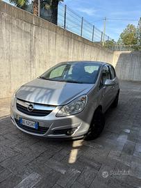 Opel Corsa D Cosmo 1.2 Benzina Neopatentati