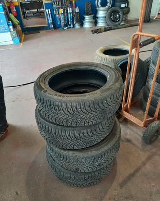 Gomme 4 stagioni m+s per nissan juke 215/55/17