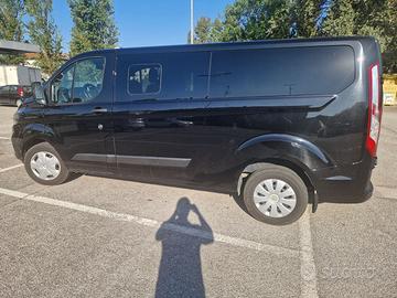 Pulmino 9 posti Ford Transit Custom