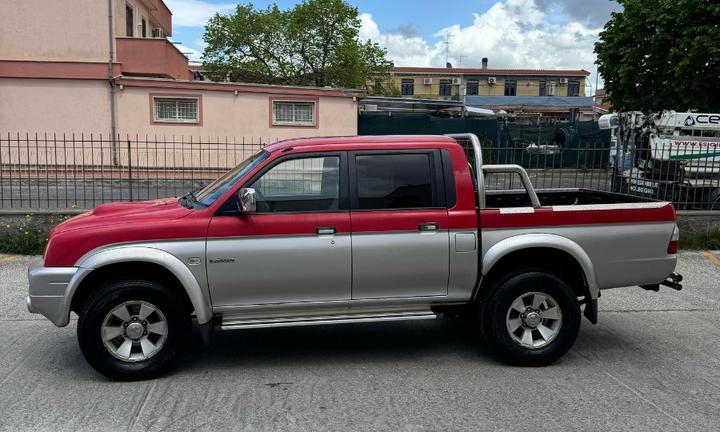 Mitsubishi l200 - 2006