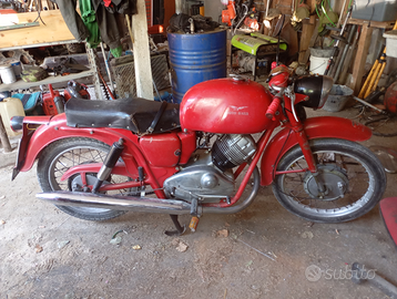Moto Guzzi lodola 235