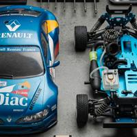 Macchina a scoppio 1/10 da sistemare