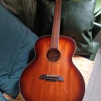 Chitarra acustica Framus in mogano 