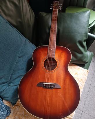 Chitarra acustica Framus Super Jumbo mogano 