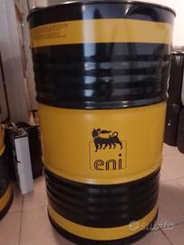 Fusto,barile,bidone,tanica vuoto