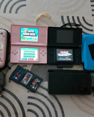 2 NINTENDO DS  E 1  DS XL + ALIMENTATORE/GIOCHI