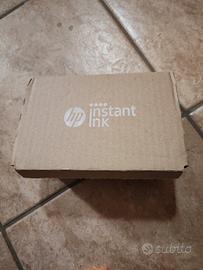 cartucce INSTANT ink ( solo con abbonamento) 