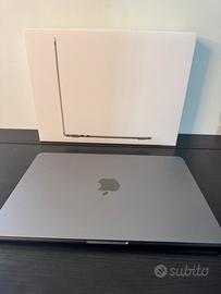 MacBook Air M3 8GB Ram 256Gb IN GARANZIA