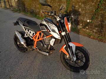 KTM 690 Duke - 2014