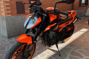 KTM DUKE 890 GP
