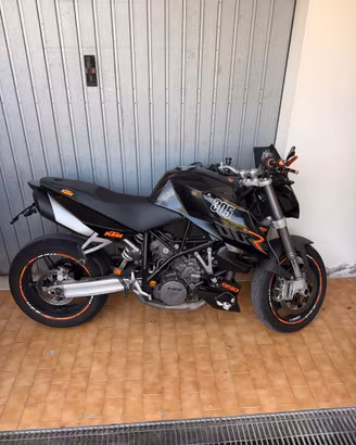 KTM 990 Super Duke