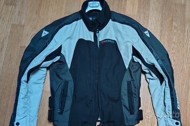 giubbotto Dainese e 2 caschi