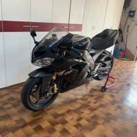 Kavasaki zx 10 anno 2005