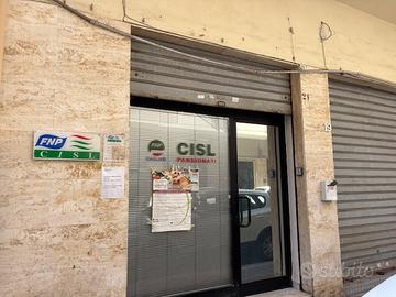 Via Corelli mq 40 locale commerciale
