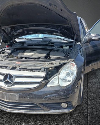 MERCEDES CLASSE R 320 4 MATIC MOTORE 642950 KW165
