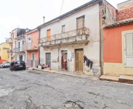 CASA SEMINDIPENDENTE A ISOLA DI CAPO RIZZUTO