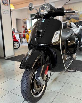 PIAGGIO Vespa GTS 300 Super GTS