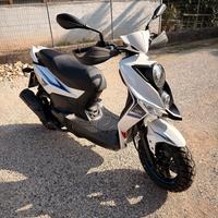 Scooter Sym Crox 125