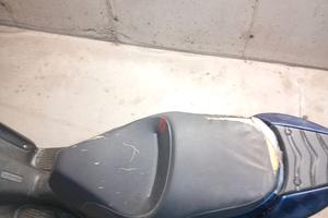 scooter Aprilia Leonardo