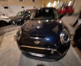 Mini Cooper SE full elettrica