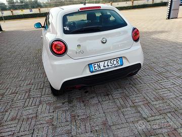 Alfa Romeo MiTo 1.3 JTDm-2 95 CV S&S Distinctive