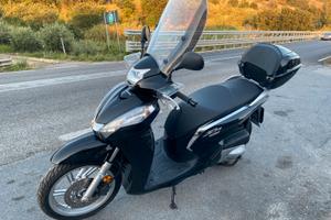 Honda SH 300i (2019) – Come Nuovo, Soli 11.000 km!