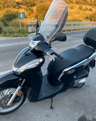 Honda SH 300i (2019) – Come Nuovo, Soli 11.000 km!