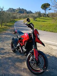 Ducati hypermotard 939